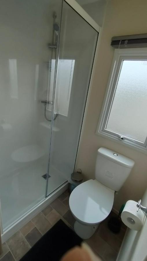 3 Bedroom Stylish Caravan - Vans With Business Sign Not Allowed Port Seton Dış mekan fotoğraf