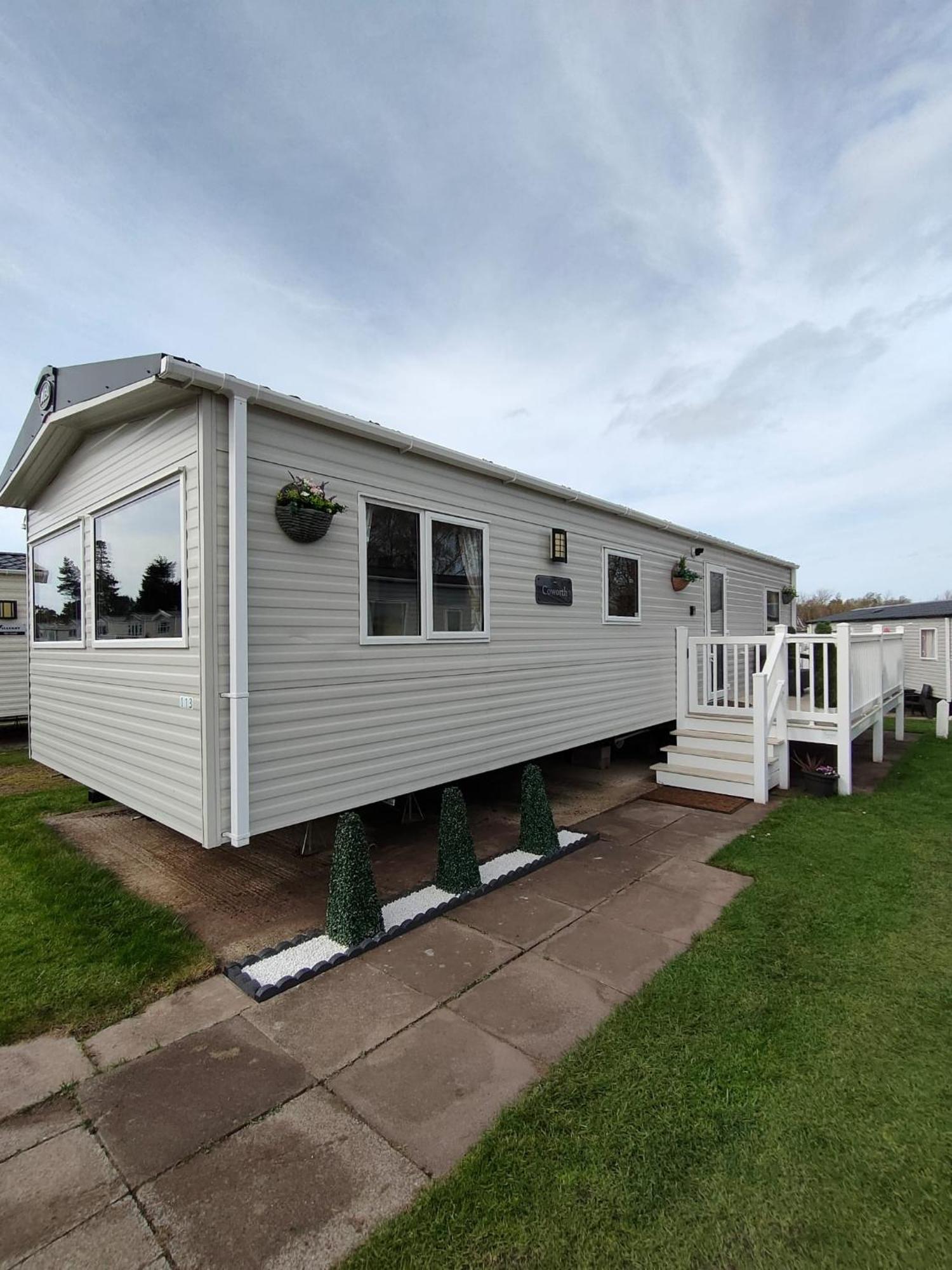 3 Bedroom Stylish Caravan - Vans With Business Sign Not Allowed Port Seton Dış mekan fotoğraf
